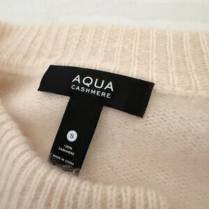 Aqua Cashmere Women's Soft Cream Sweater